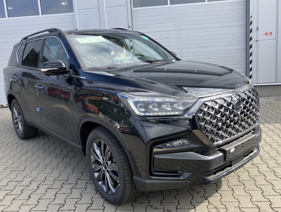 KGM Rexton