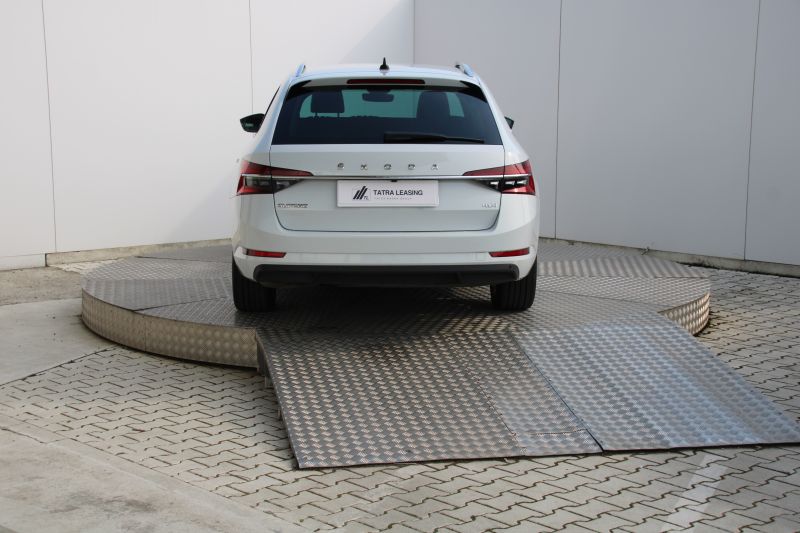 Škoda Superb Combi