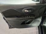 Jeep Cherokee 2015 na predaj – fotografia 30