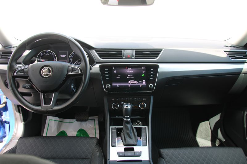 Škoda Superb Combi