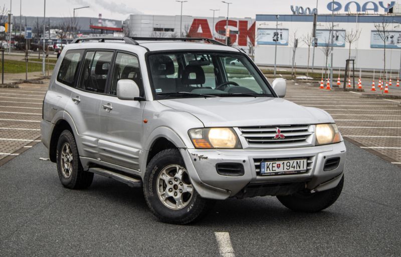 Mitsubishi Pajero Wagon