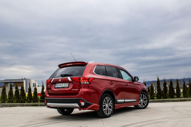 Mitsubishi Outlander