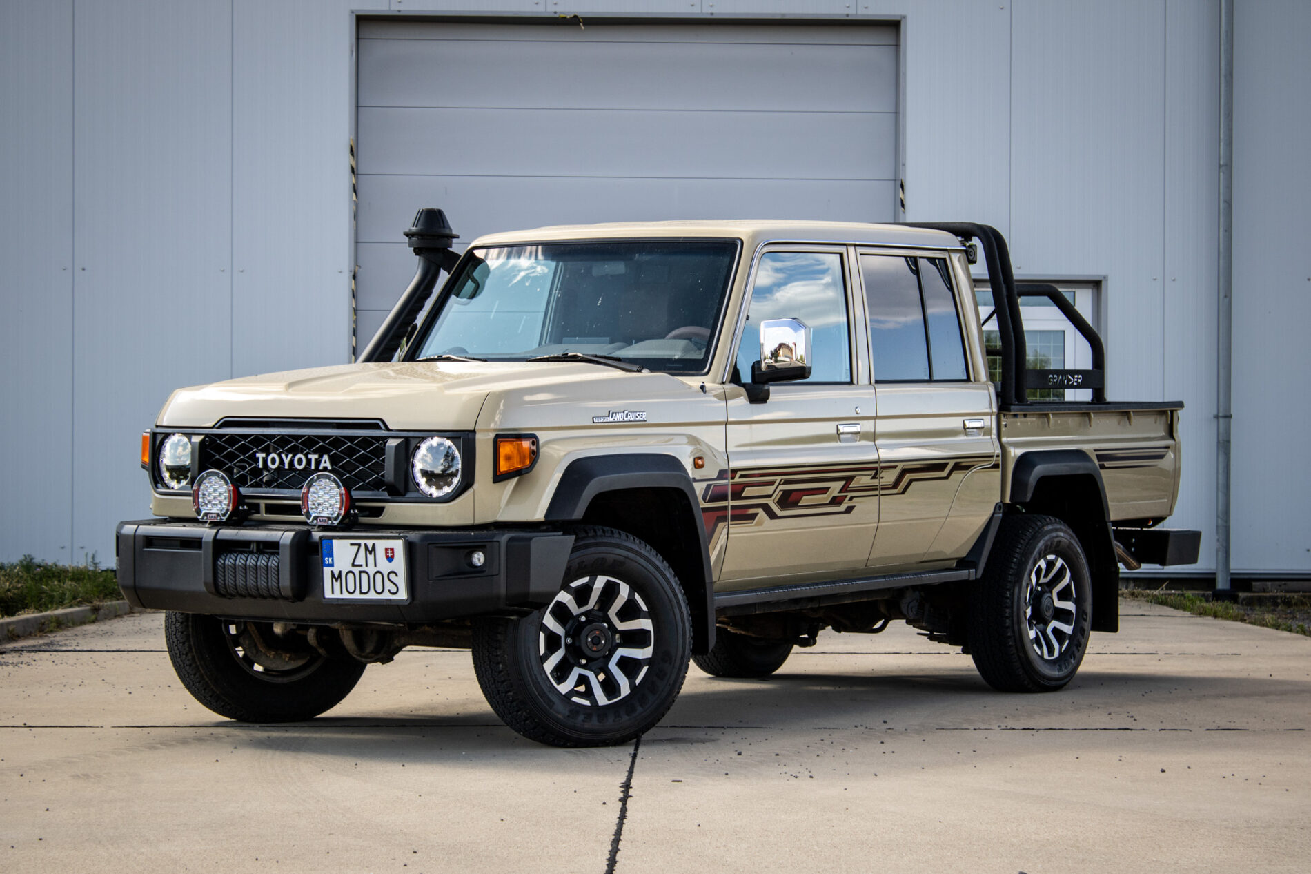 Toyota Land Cruiser