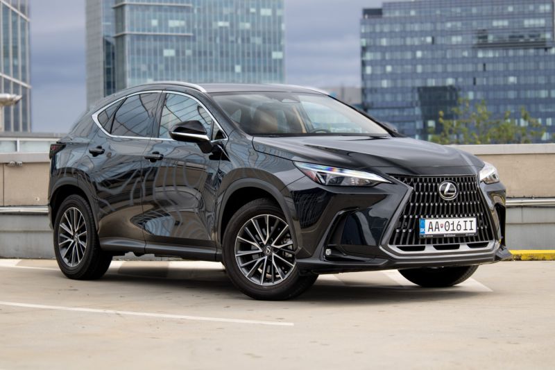 Lexus NX