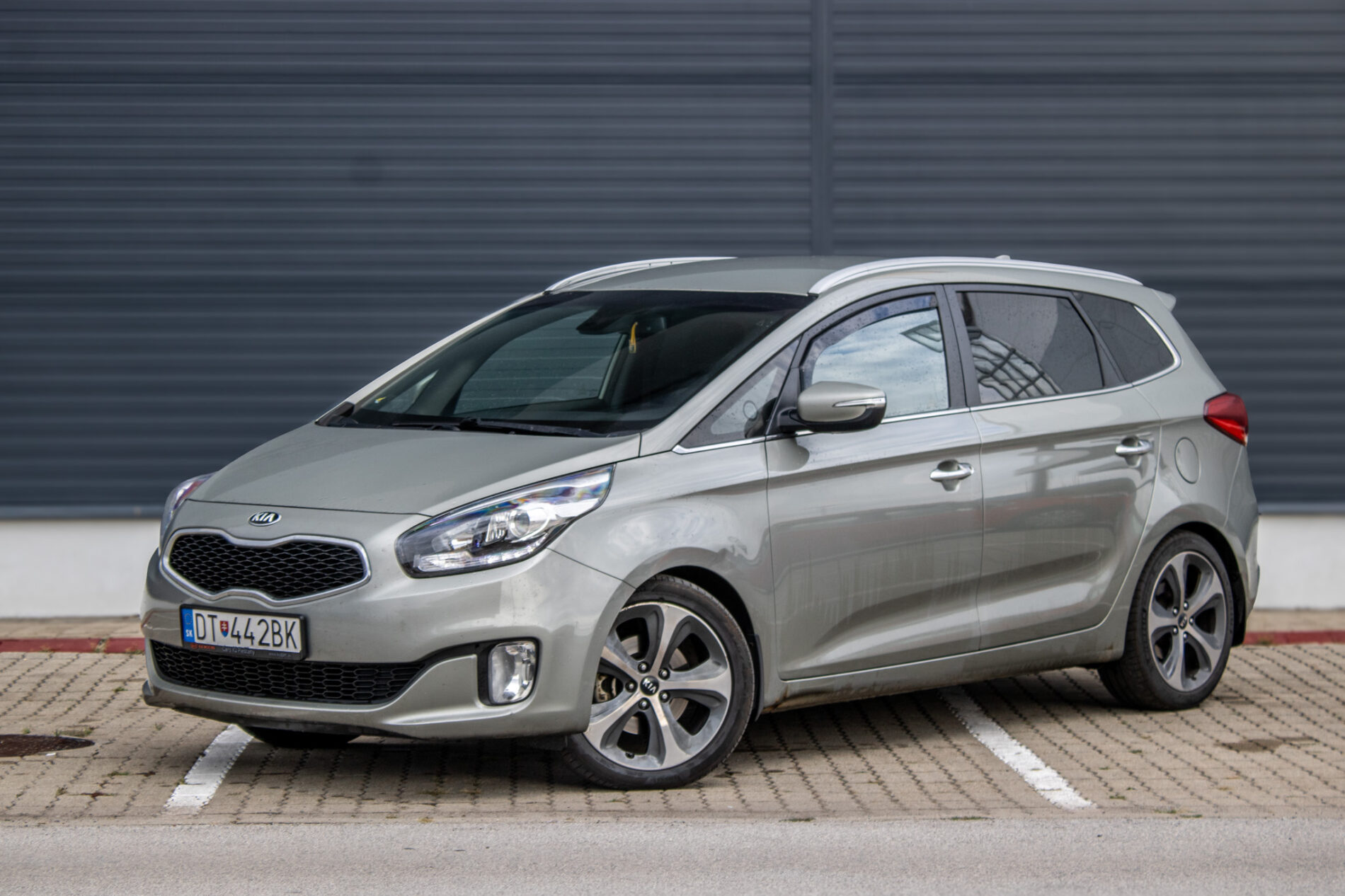 Kia Carens