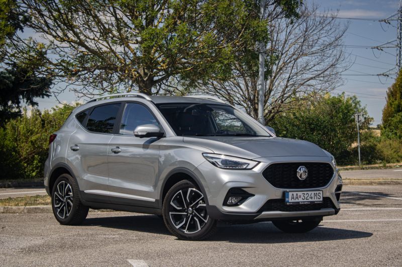 MG ZS