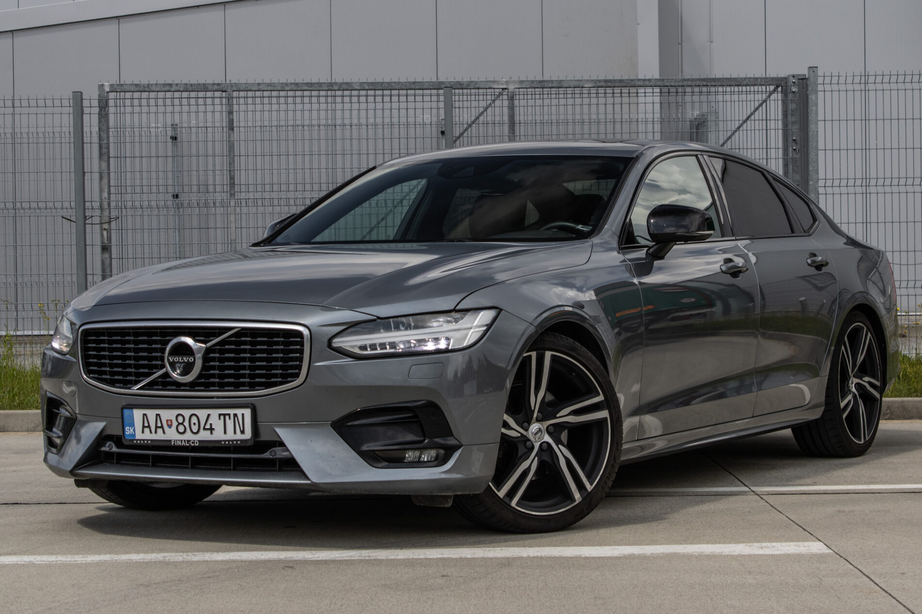 Volvo S90