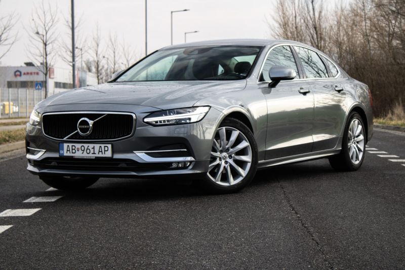 Volvo S90