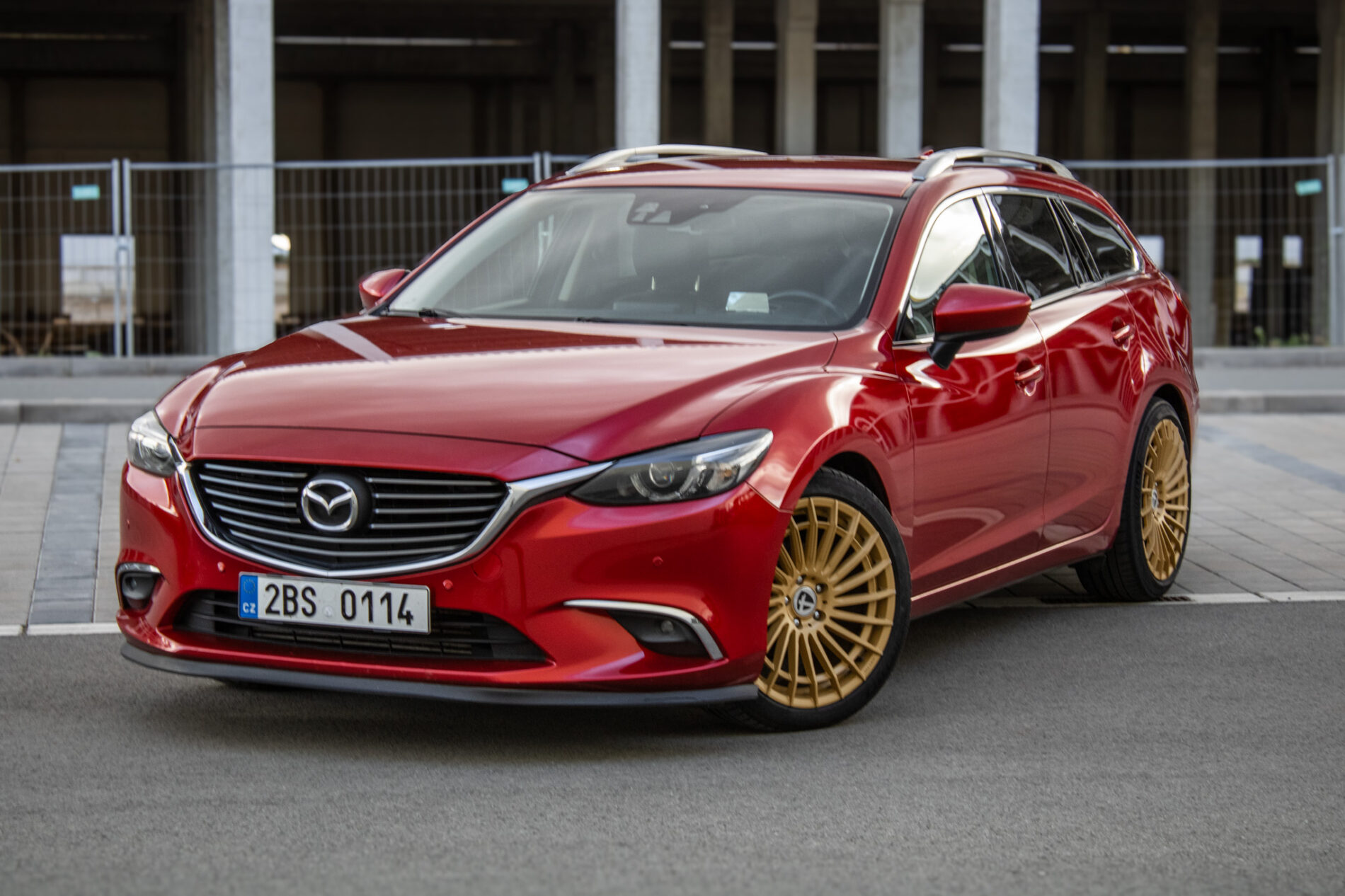 Mazda 6
