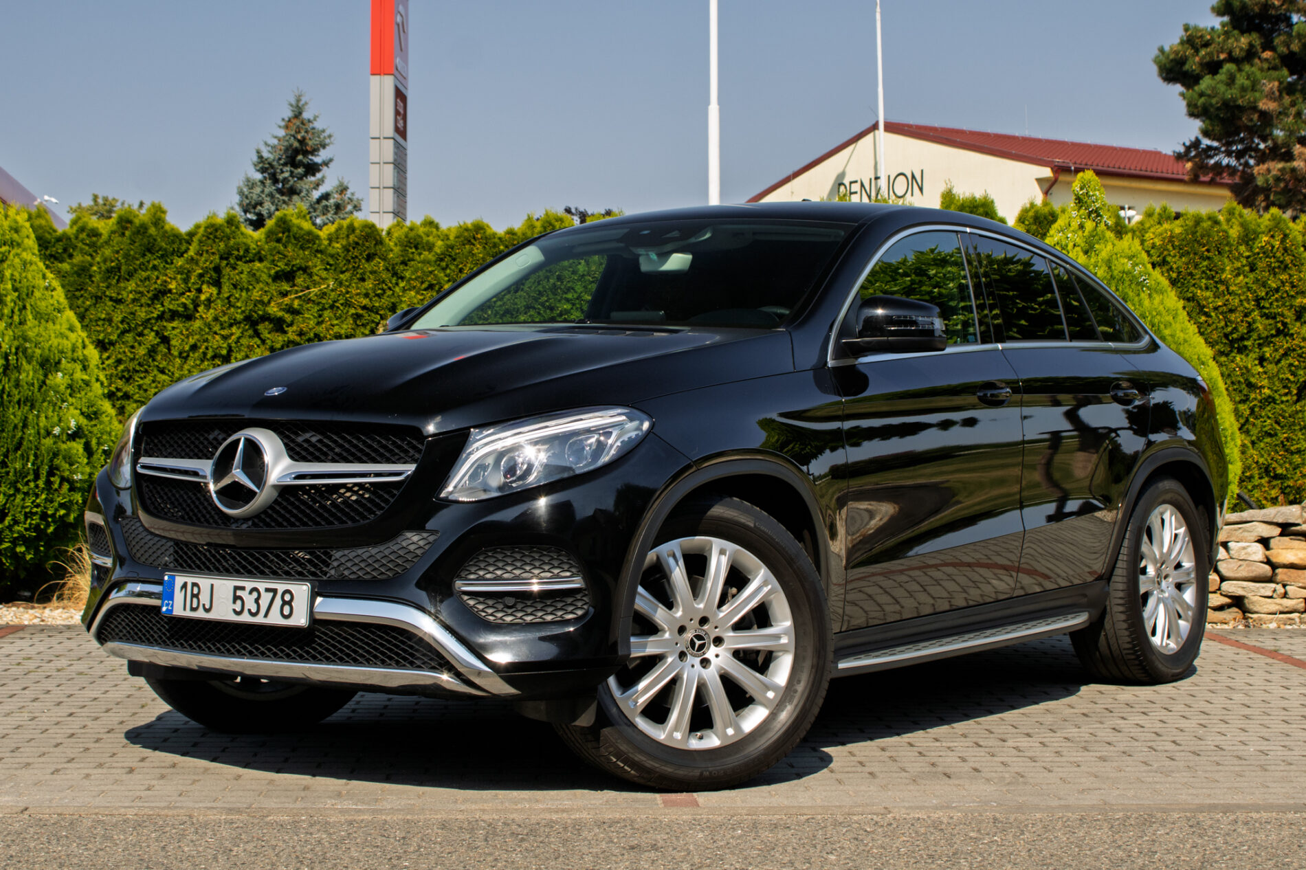 Mercedes-Benz GLE 2016 na predaj