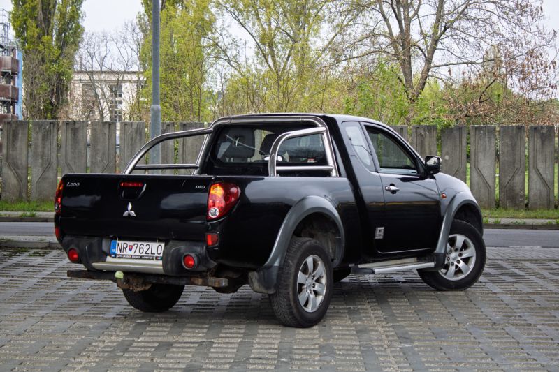 Mitsubishi L 200