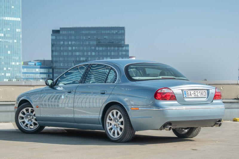Jaguar S-Type