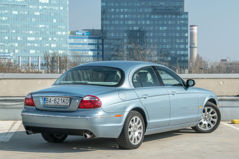 Jaguar S-Type