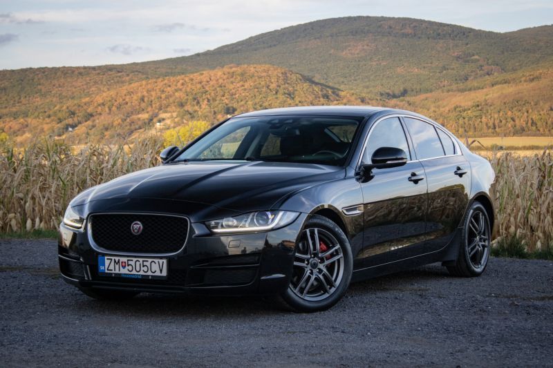 Jaguar XE 2017 na predaj