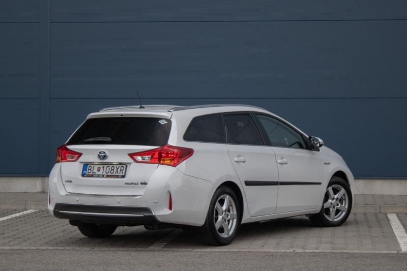 Toyota Auris Touring Sports