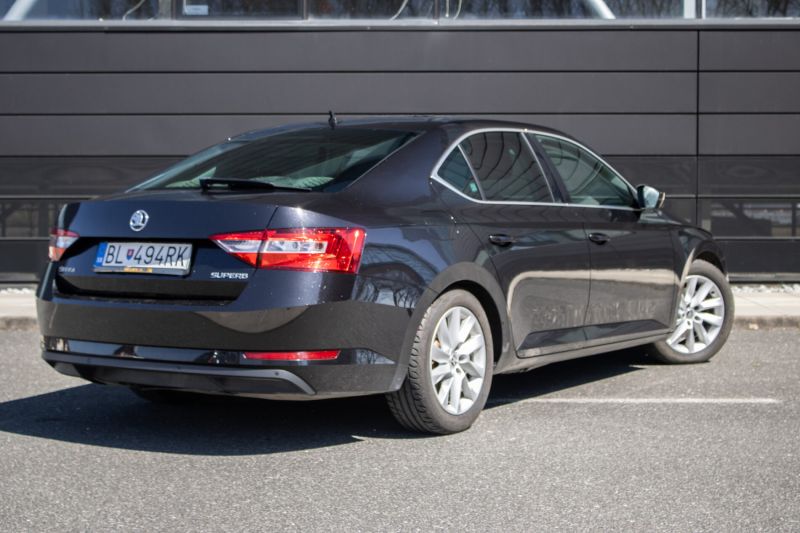 Škoda Superb
