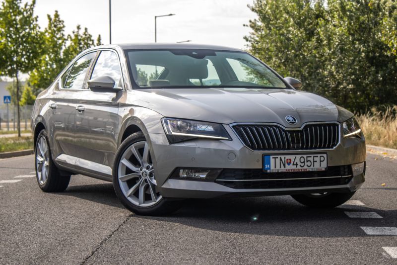 Škoda Superb