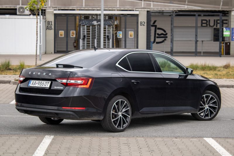 Škoda Superb