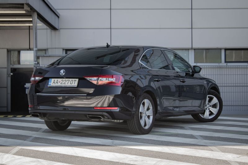 Škoda Superb