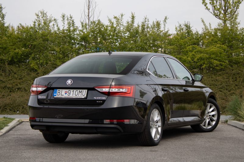 Škoda Superb