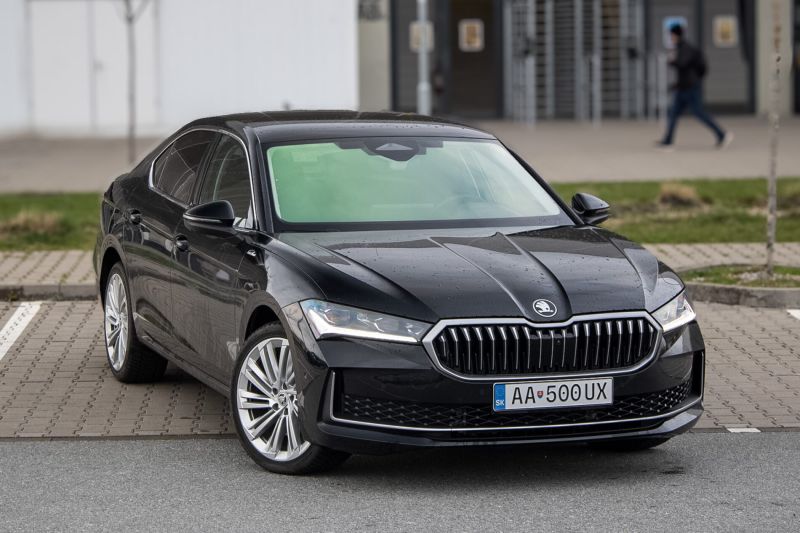 Škoda Superb