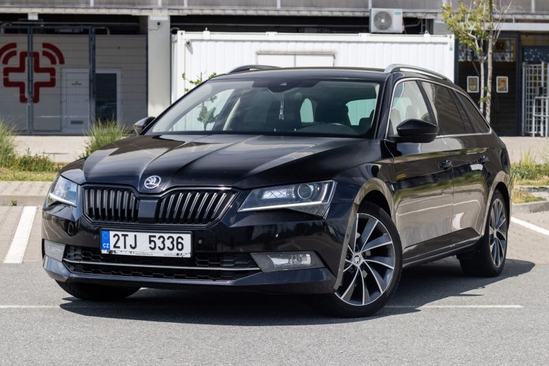 Škoda Superb Combi