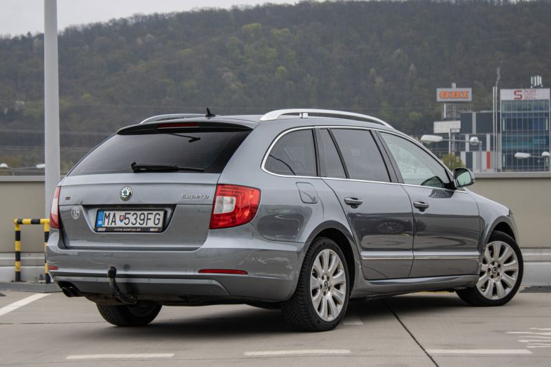 Škoda Superb Combi