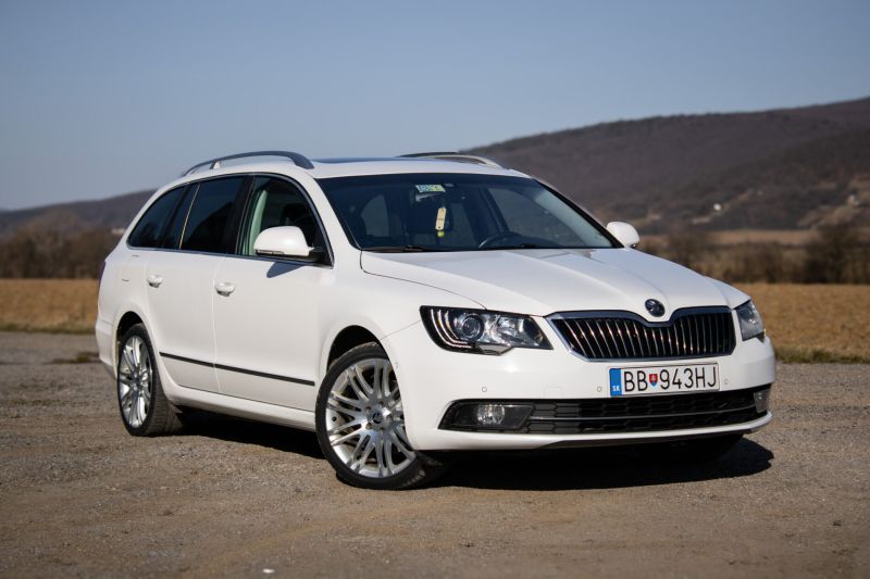 Škoda Superb Combi