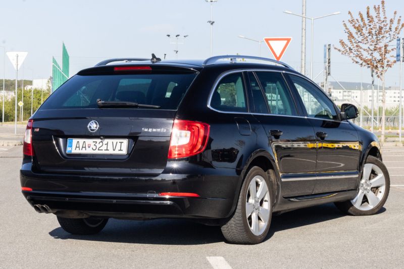 Škoda Superb Combi
