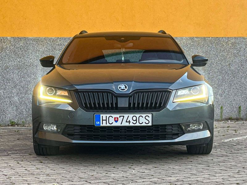 Škoda Superb Combi