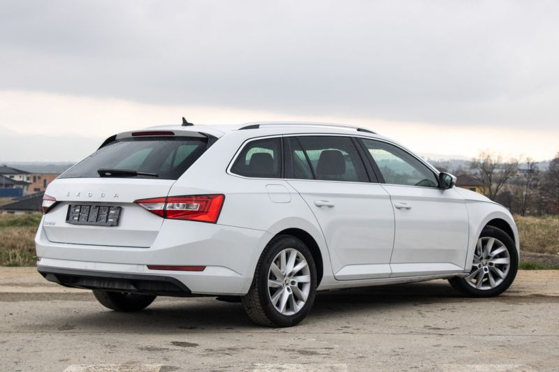 Škoda Superb Combi