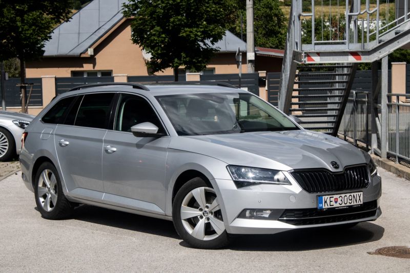 Škoda Superb Combi