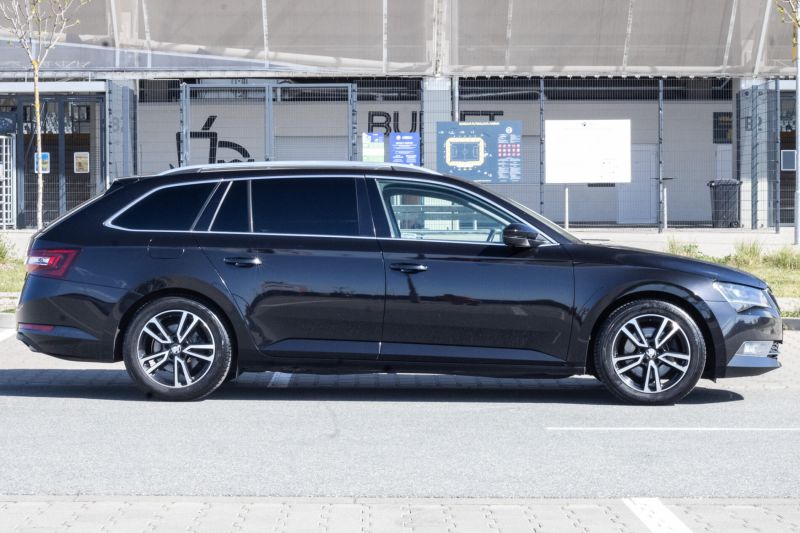 Škoda Superb Combi
