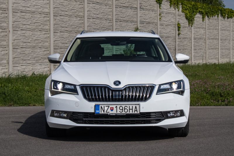Škoda Superb Combi