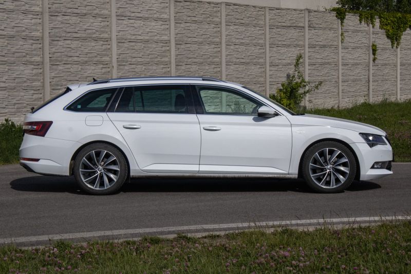 Škoda Superb Combi