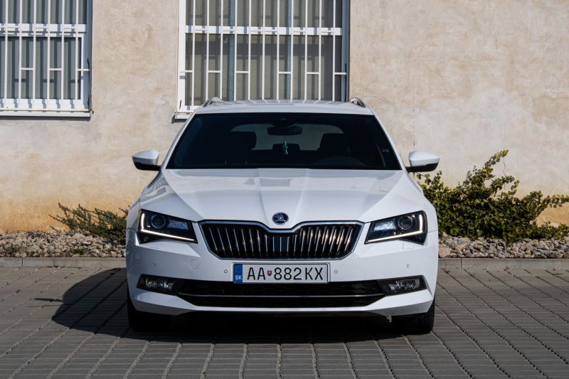 Škoda Superb Combi