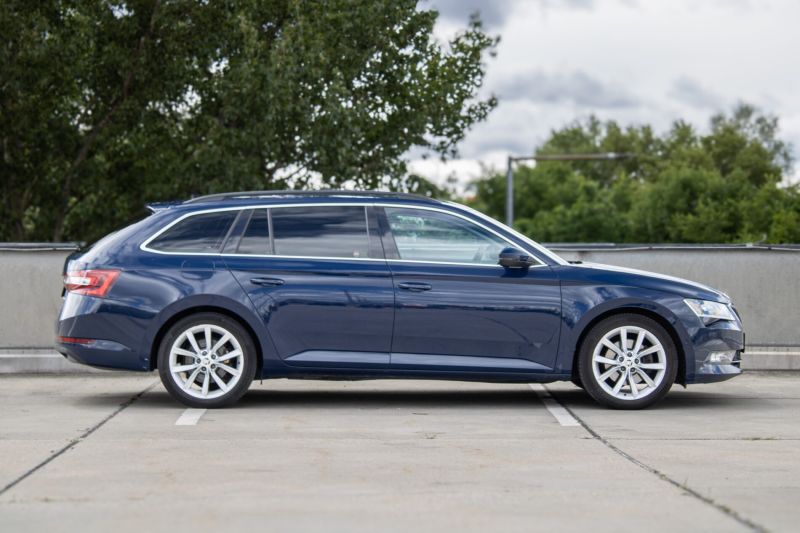 Škoda Superb Combi