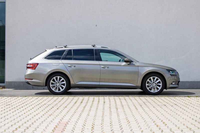Škoda Superb Combi