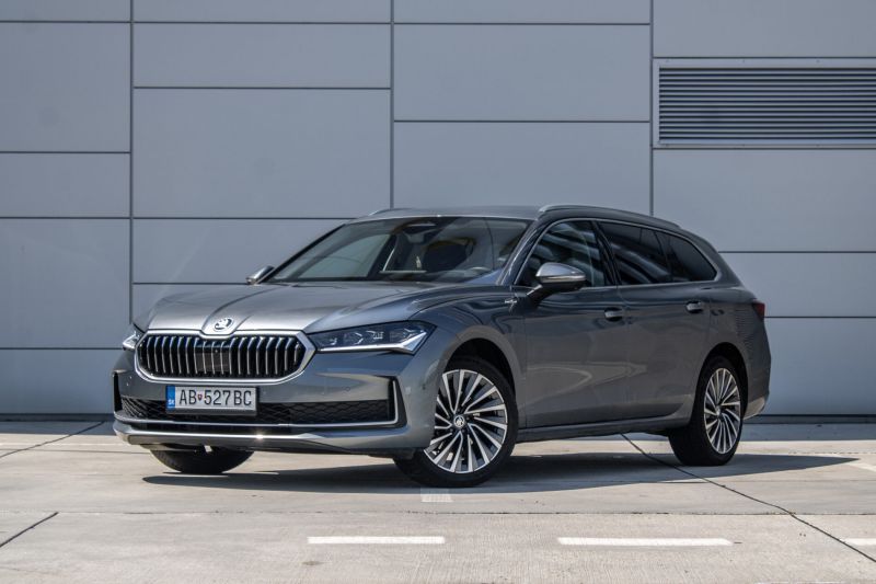 Škoda Superb 2024 na predaj