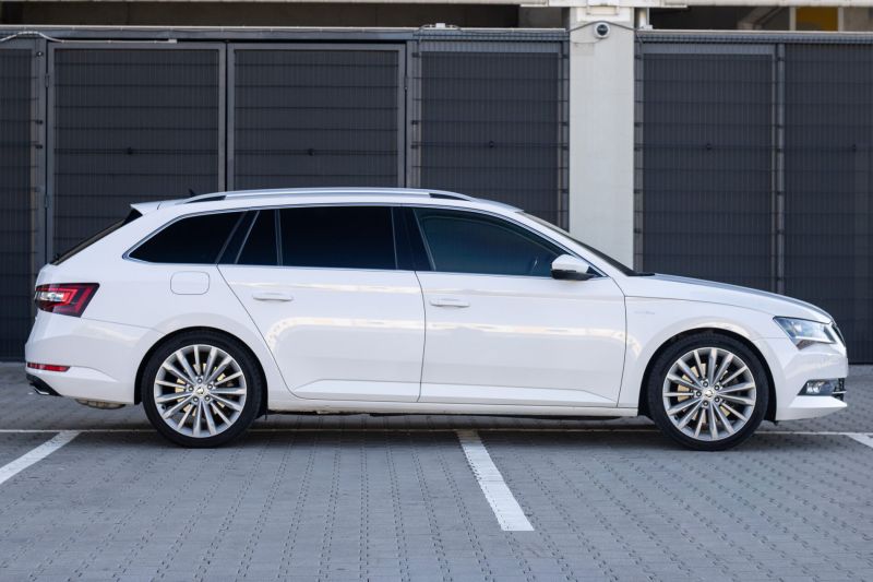 Škoda Superb Combi