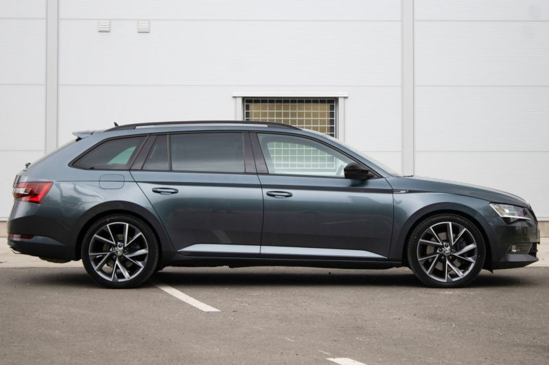 Škoda Superb Combi