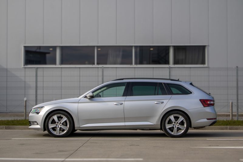 Škoda Superb Combi