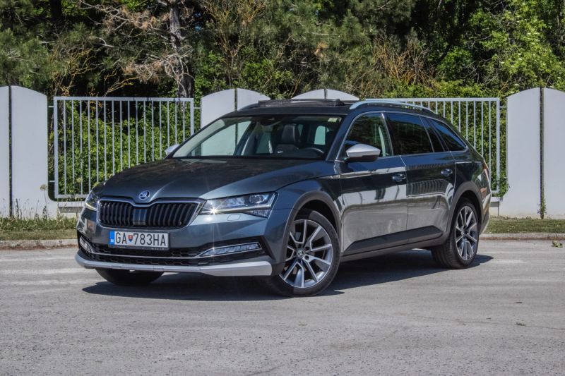 Škoda Superb Combi