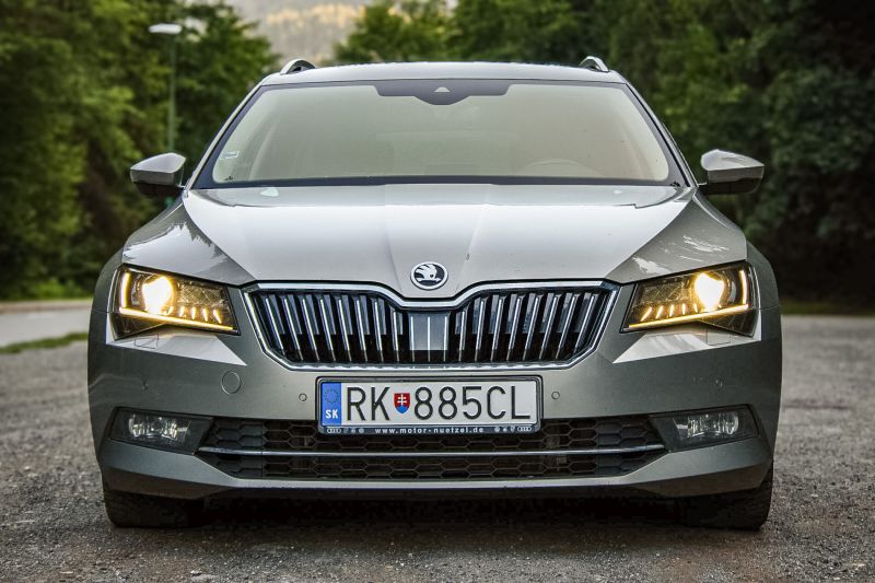 Škoda Superb Combi