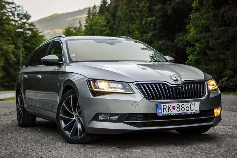 Škoda Superb Combi