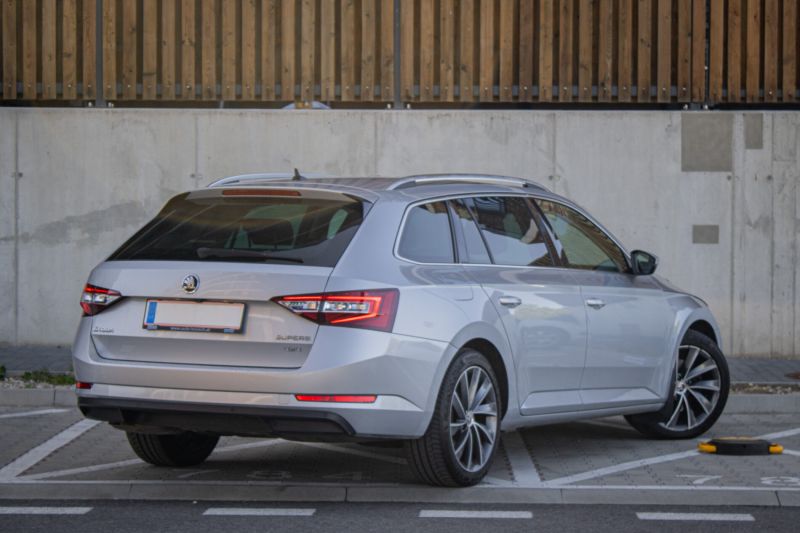 Škoda Superb Combi