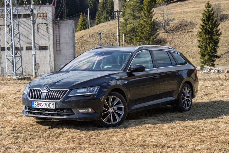Škoda Superb Combi