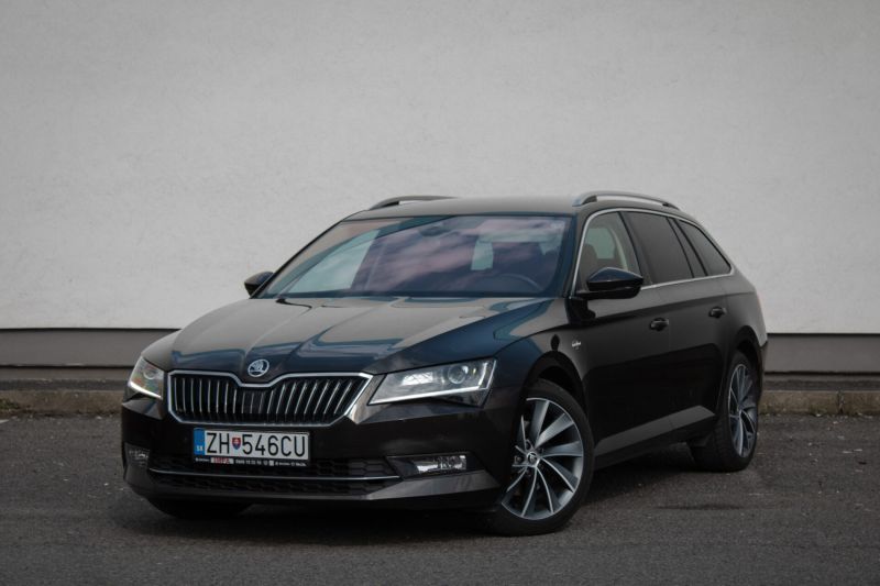 Škoda Superb Combi
