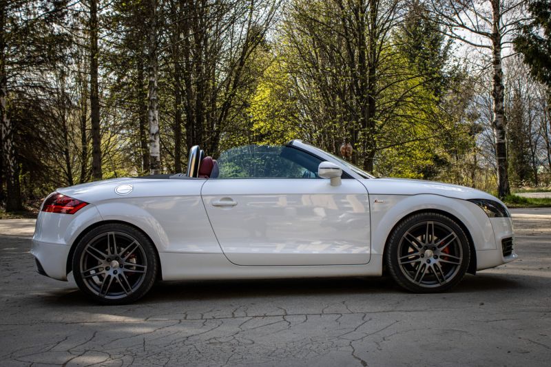 Audi TT Roadster