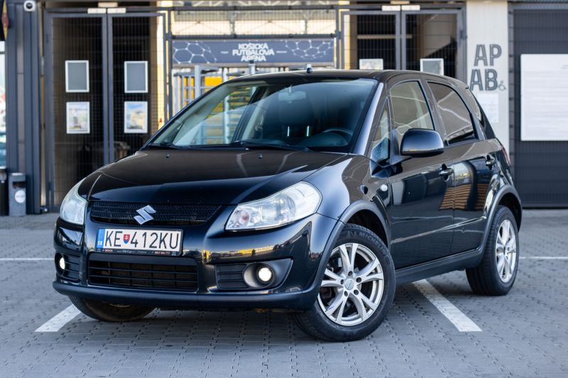 Suzuki SX4